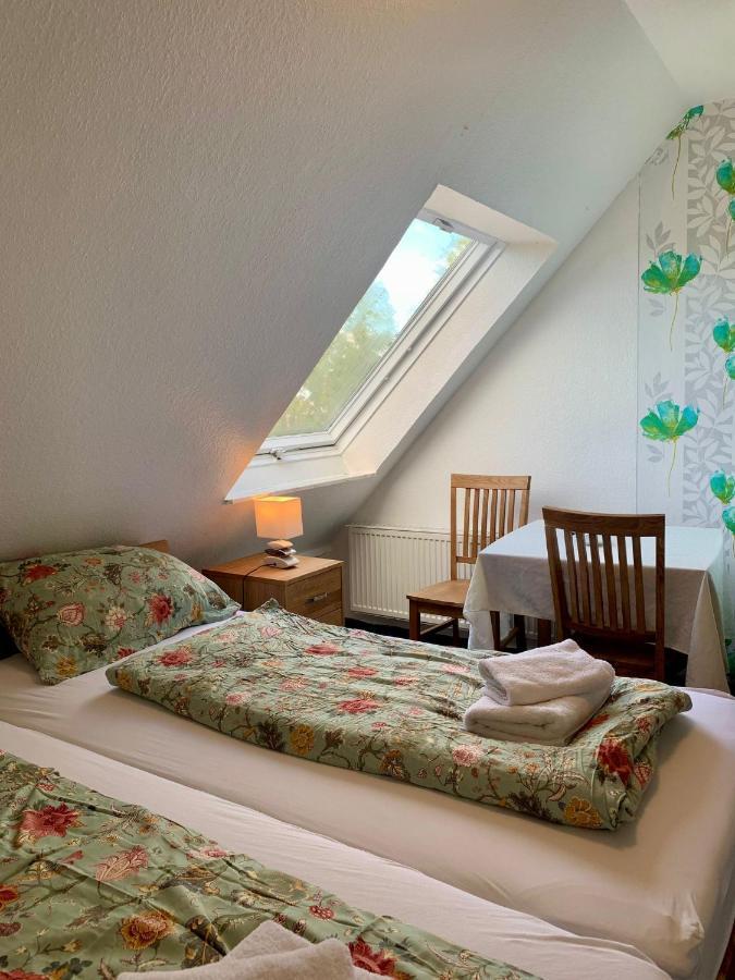 Hotel Pension Schienfatt Am Dornumersieler Tief Exteriör bild